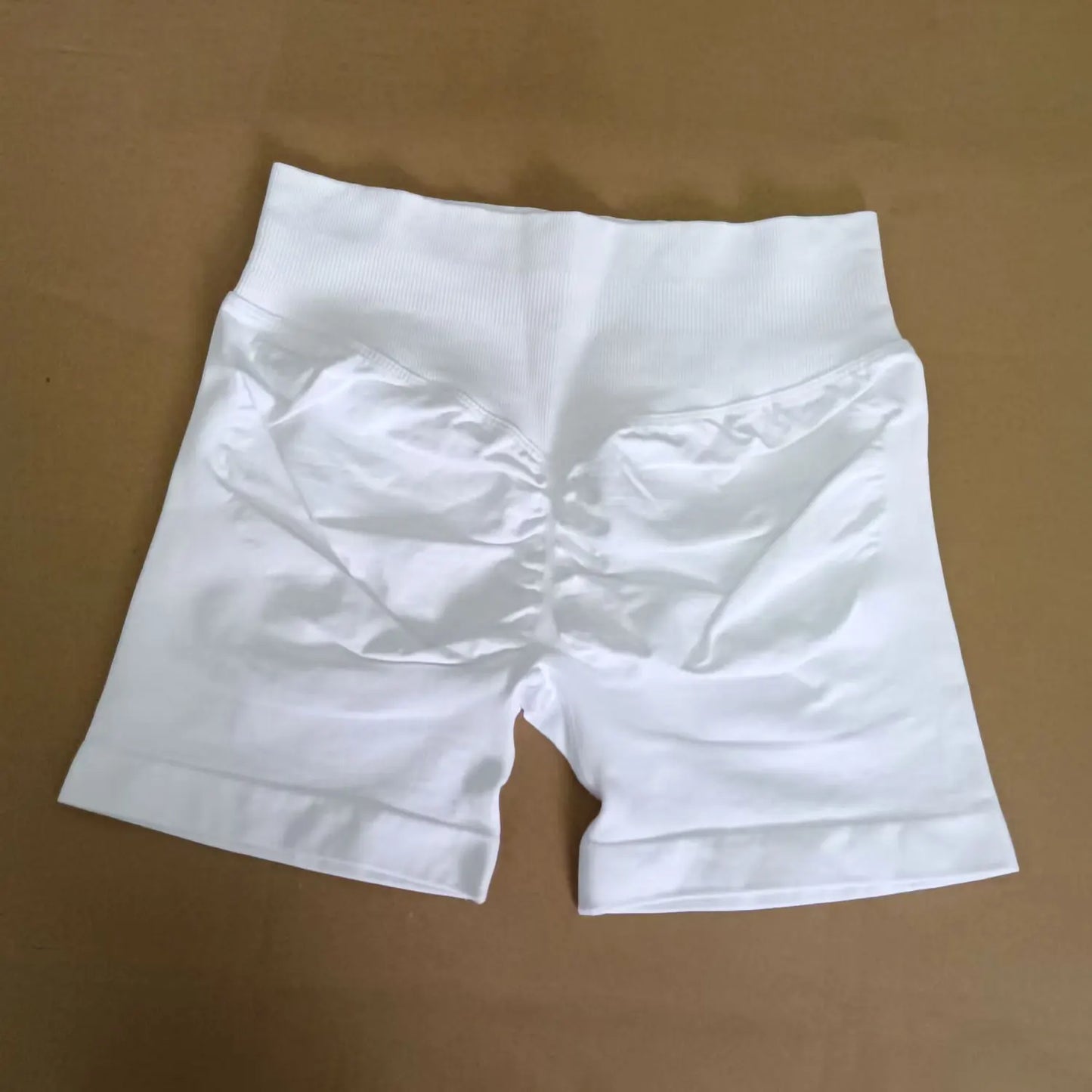 Gym Woman Scrunch Booty Sports Shorts